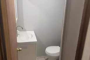 641 Astor St, Norristown, PA 19401 - Photo 8