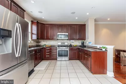 425 W 5th Avenue, Conshohocken, PA 19428 - Photo 6