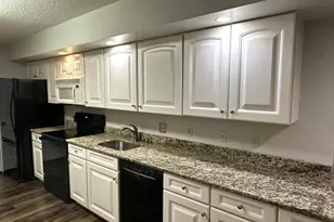 613 Brandon Rd, West Norriton, PA 19403 - Photo 6