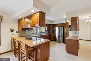 109 Flint Dr, Harleysville, PA 19438 - Photo 10