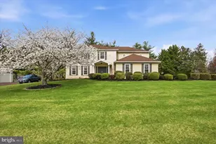 605 Shepard Dr, Lansdale, PA 19446 - Photo 2