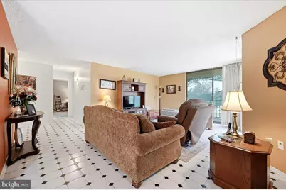 666 W Germantown Pike #1212, Plymouth Meeting, PA 19462 - Photo 4