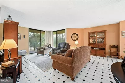 666 W Germantown Pike #1212, Plymouth Meeting, PA 19462 - Photo 2