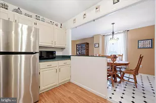 666 W Germantown Pike, Plymouth Meeting, PA 19462 - Photo 12