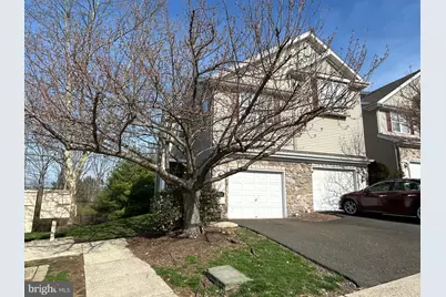445 Fort Hill Circle, Fort Washington, PA 19034 - Photo 2