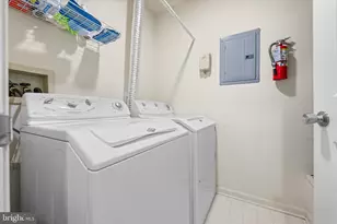 1905 Foxmeadow Cir, Royersford, PA 19468 - Photo 18