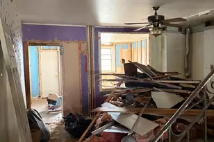 310 Grove St, Bridgeport, PA 19405 - Photo 18