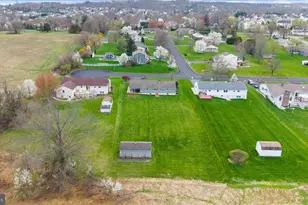 2323 Colonial Dr, Gilbertsville, PA 19525 - Photo 44