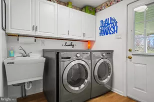 2323 Colonial Dr, Gilbertsville, PA 19525 - Photo 18