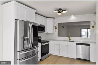 729 E Oak Street, Norristown, PA 19401 - Photo 4