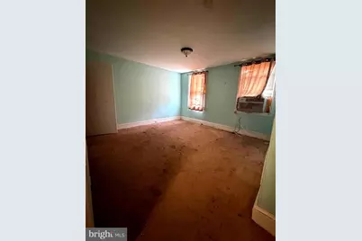 219 E Basin Street, Norristown, PA 19401 - Photo 4