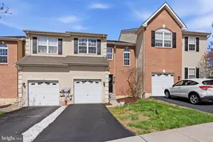 117 Stone Hill Dr, Pottstown, PA 19464 - Photo 2