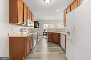 117 Stone Hill Dr, Pottstown, PA 19464 - Photo 16