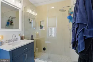 221 Ford St, Conshohocken, PA 19428 - Photo 16