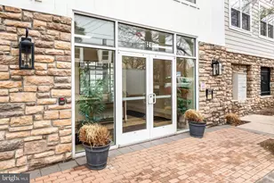 821 Harry St, Conshohocken, PA 19428 - Photo 2