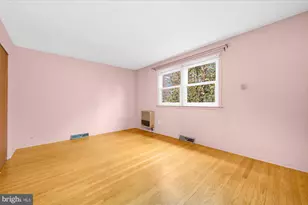 552 Woodward Dr, Huntingdon Valley, PA 19006 - Photo 6