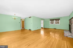 552 Woodward Dr, Huntingdon Valley, PA 19006 - Photo 4