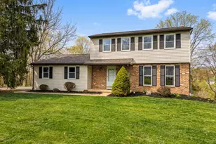 713 Scenic Dr, Harleysville, PA 19438 - Photo 1