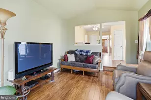 661 Birch Cir, Telford, PA 18969 - Photo 10