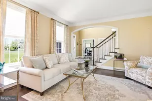 930 Ashbourne Way, Schwenksville, PA 19473 - Photo 4