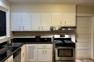 2 Chestnut Ave, Narberth, PA 19072 - Photo 10