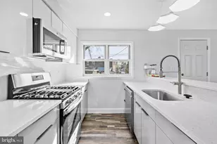 218 E County Line Rd, Hatboro, PA 19040 - Photo 10