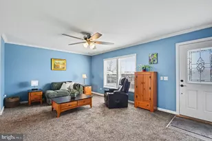 215 Green Hill Dr, Green Lane, PA 18054 - Photo 6