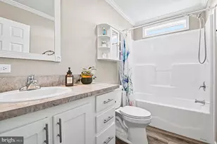 215 Green Hill Dr, Green Lane, PA 18054 - Photo 16