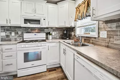 215 Green Hill Drive, Green Lane, PA 18054 - Photo 14