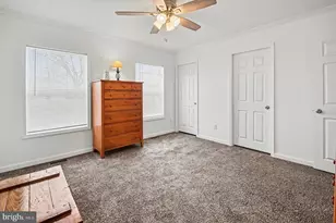 215 Green Hill Dr, Green Lane, PA 18054 - Photo 20