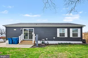 215 Green Hill Dr, Green Lane, PA 18054 - Photo 26