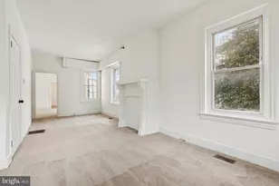 415 Walnut St, Pottstown, PA 19464 - Photo 2