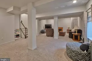 2232 Sunnyvale Dr, Pennsburg, PA 18073 - Photo 28