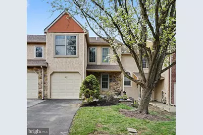42 White Pine Court, Lafayette Hill, PA 19444 - Photo 2