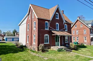 418 Derstine Ave, Lansdale, PA 19446 - Photo 1