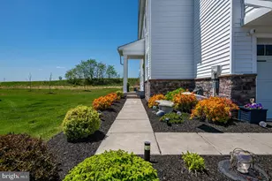 159 Golden Vale Dr, Royersford, PA 19468 - Photo 10