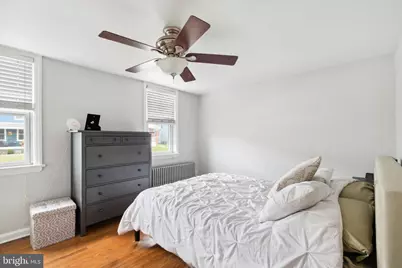 327 E 9th Avenue, Conshohocken, PA 19428 - Photo 14