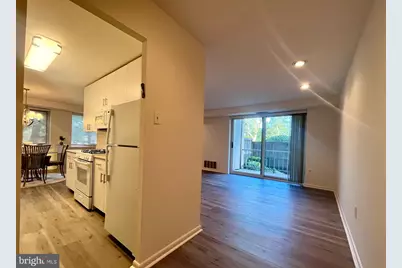 1637 Oakwood Drive #UNIT S-113, Penn Valley, PA 19072 - Photo 4