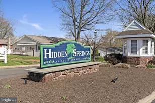 442 Manor House Ln, Souderton, PA 18964 - Photo 32