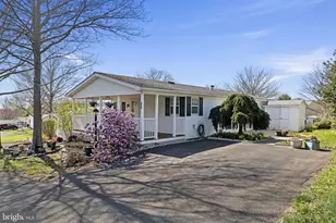 442 Manor House Ln, Souderton, PA 18964 - Photo 1