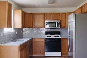 492 Glenn Rose Cir, King of Prussia, PA 19406 - Photo 2