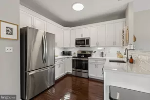 938 Cholet Dr, Collegeville, PA 19426 - Photo 8