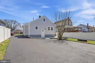 103 Center Ave, Willow Grove, PA 19090 - Photo 38