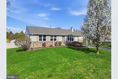 2015 Spring Mill Road, Conshohocken, PA 19428 - Photo 4