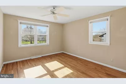 2015 Spring Mill Road, Conshohocken, PA 19428 - Photo 18