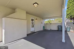 2015 Spring Mill Rd, Conshohocken, PA 19428 - Photo 36