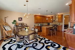 562 Farmdale Cir, Blue Bell, PA 19422 - Photo 14