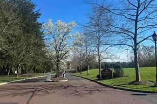 562 Farmdale Cir, Blue Bell, PA 19422 - Photo 1