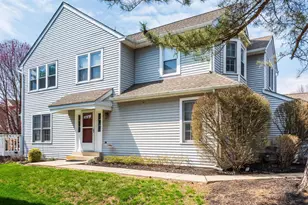 108 Cross Country Ct, North Wales, PA 19454 - Photo 2