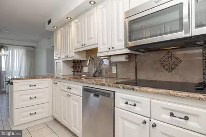 1001 City Avenue #W-813, Wynnewood, PA 19096 - Photo 14